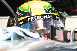 Lewis Hamilton, Mercedes-Benz F1 W08