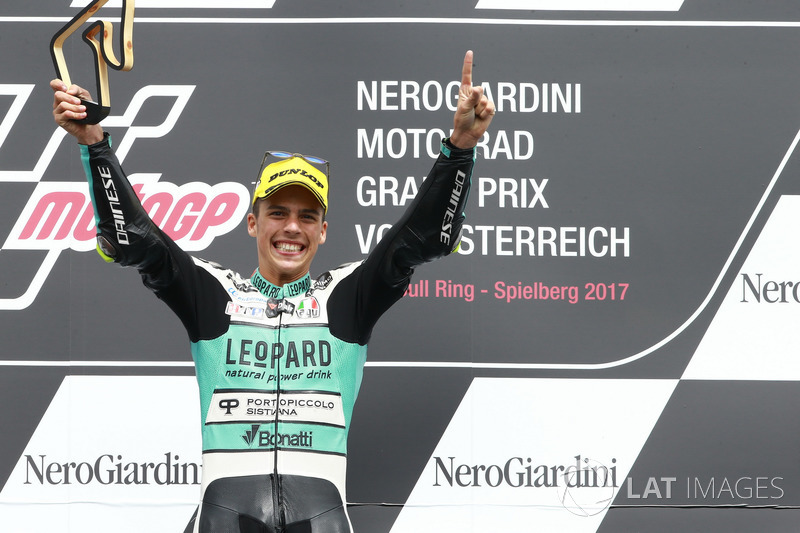 Mais cedo, Joan Mir venceu mais uma pela Moto3.