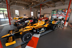 Simona De Silvestro, HVM Racing, IndyCar, Autobau