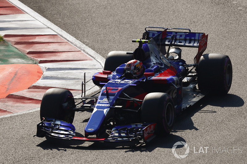 20. Pierre Gasly, Scuderia Toro Rosso STR12 *