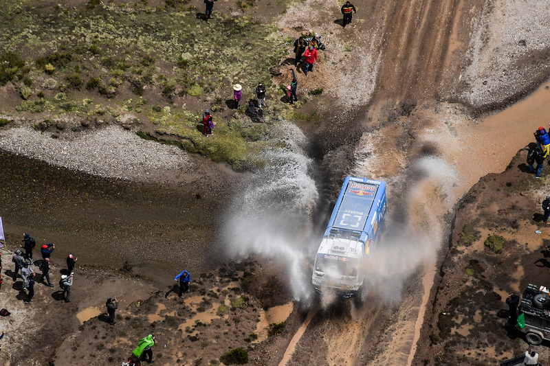 #515 Team Kamaz Master: Антон Шибалов, Дмитро Нікітін, Іван Романов