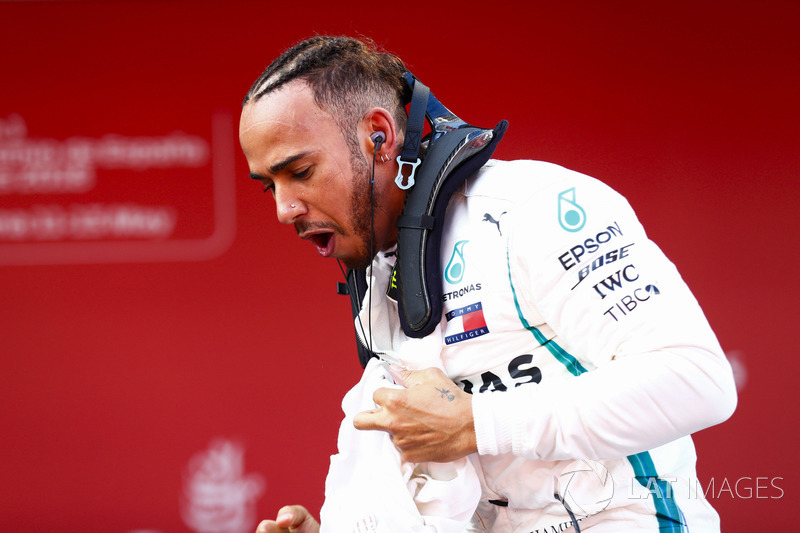 Lewis Hamilton, Mercedes AMG F1, 1st position, in Parc Ferme