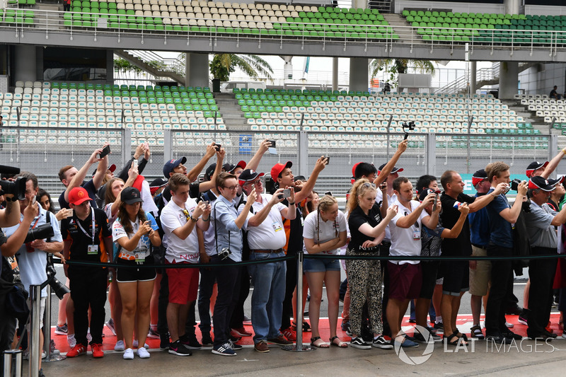 F1 in Schools students in pit lane