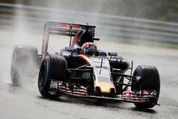 Daniil Kvyat, Scuderia Toro Rosso STR11