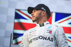 Podyum: 2. sıra Lewis Hamilton, Mercedes AMG F1
