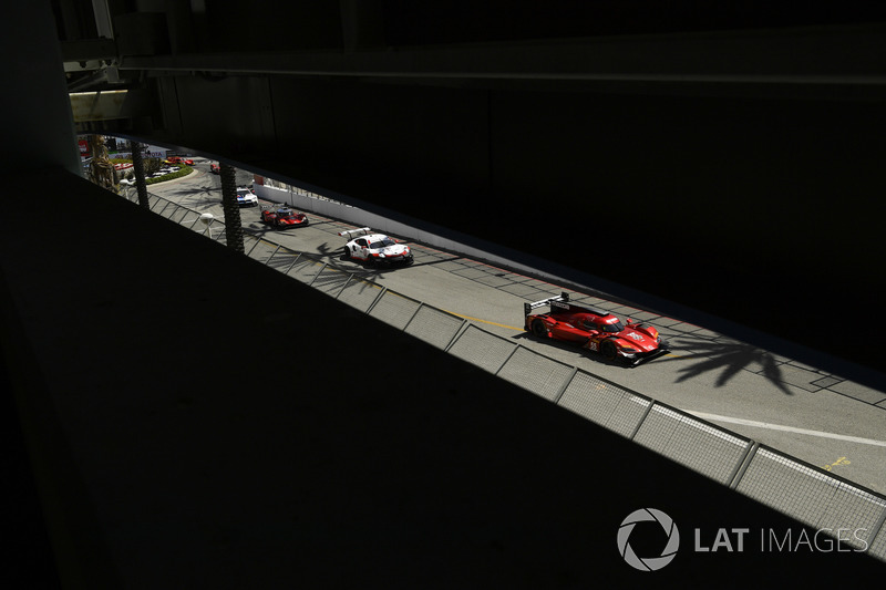 #55 Mazda Team Joest Mazda DPi, P: Джонатан Бомаріто, Гаррі Тінкнелл