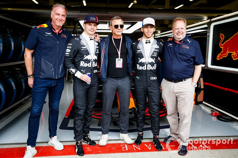 Max Verstappen, Red Bull Racing, Actor Daniel Craig, and Pierre Gasly, Red Bull Racing