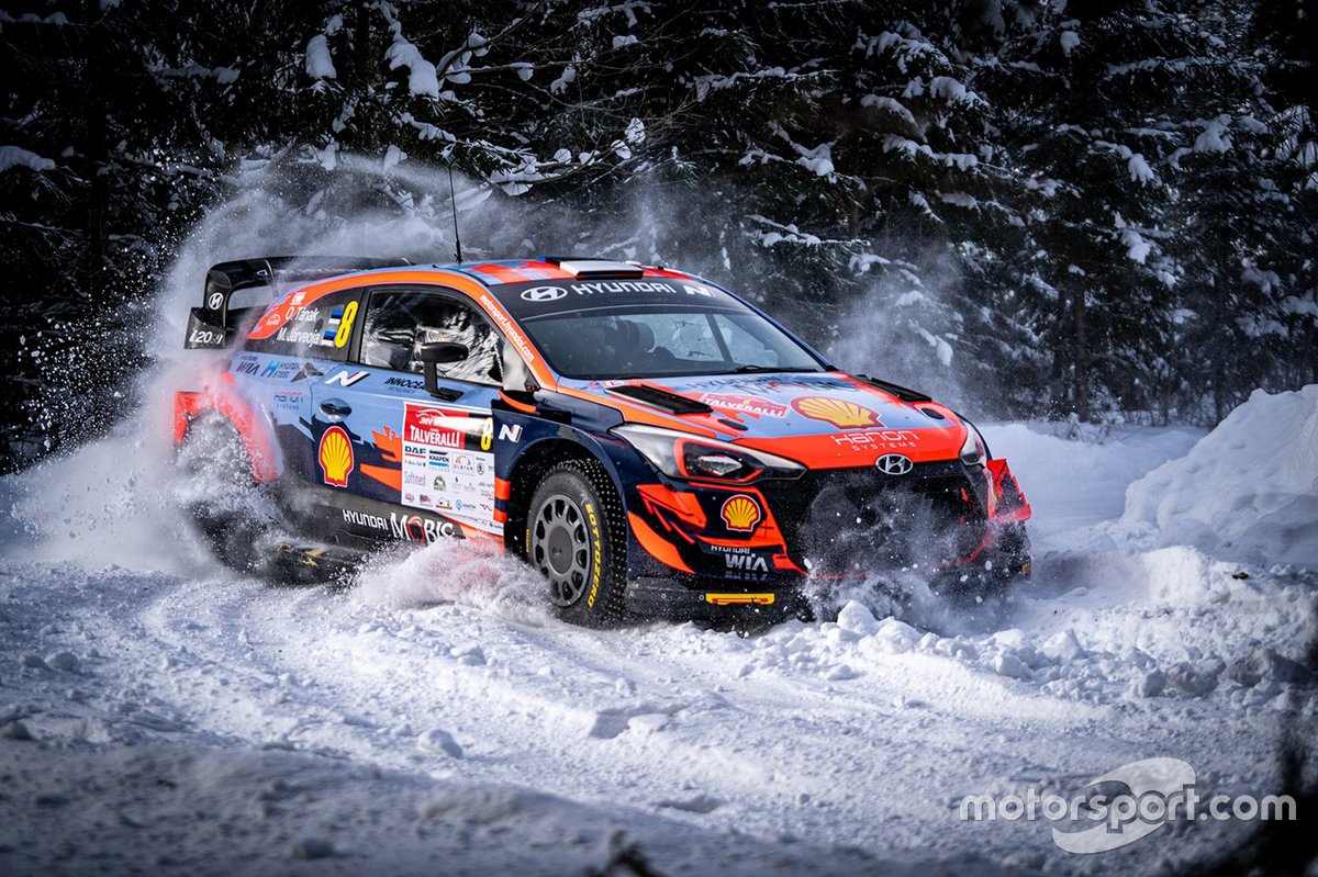 Ott Tanak, Martin Jarveoja, Hyundai i20 Coupe WRC.
