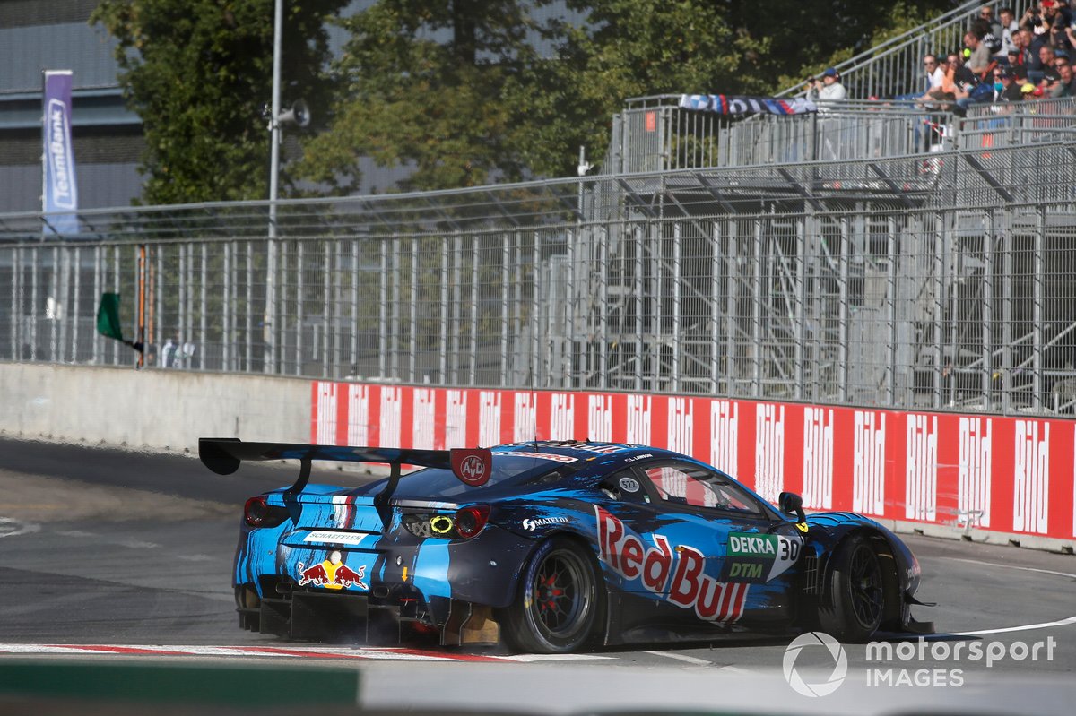 Liam Lawson, AF Corse Ferrari 488 GT3 Evo, after the start crash