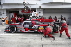 #8 Audi Sport Team Joest, Audi R18 e-tron quattro: Lucas di Grassi, Loic Duval, Oliver Jarvis