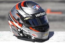 Helm von Josef Newgarden, Team Penske Chevrolet