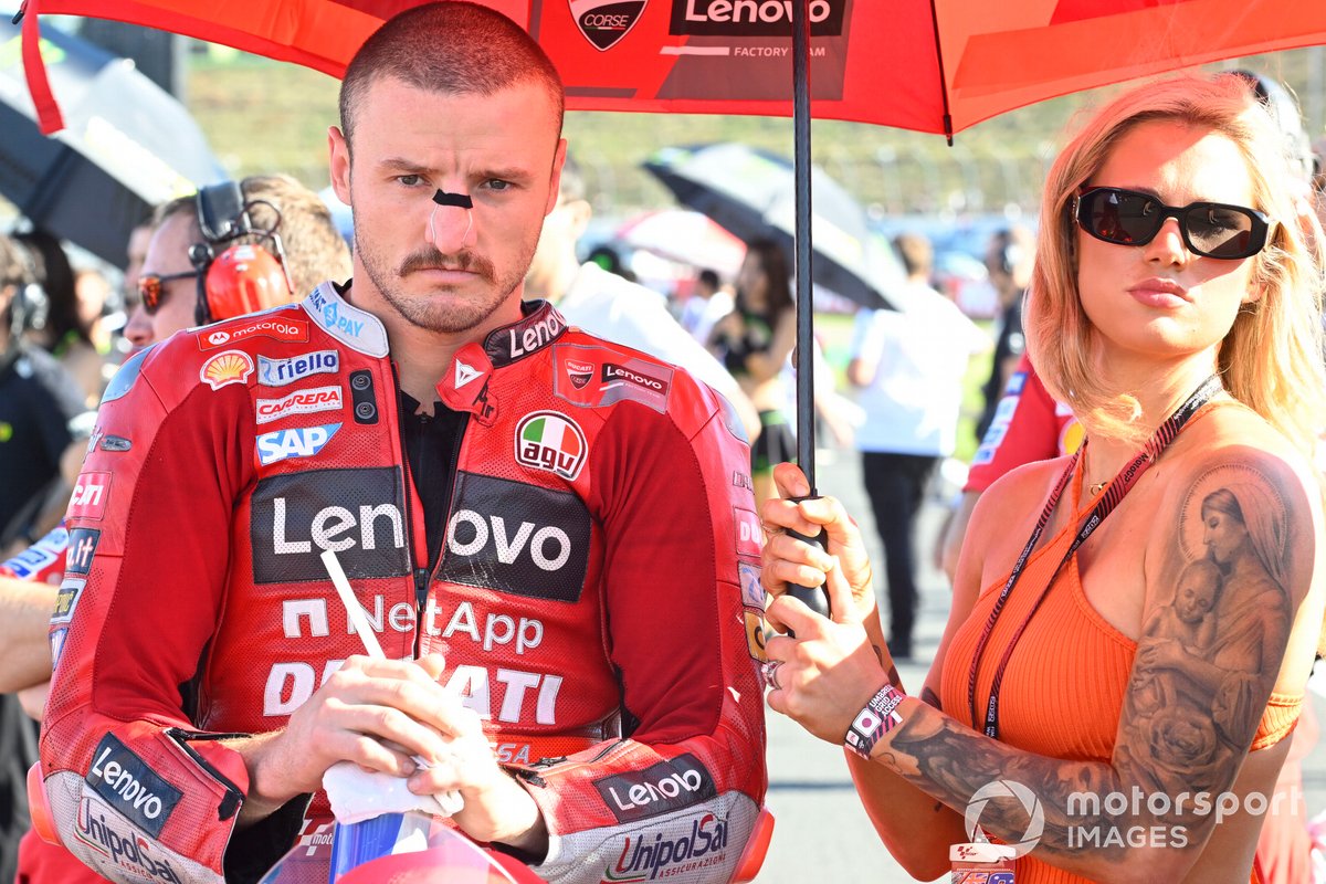 Jack Miller met zijn verloofde Ruby: