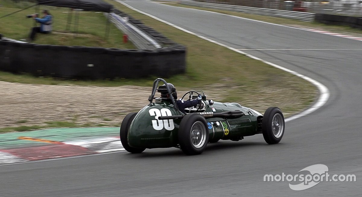 Shirley van der Lof in auto van Dries van der Lof, Historic Grand Prix 2019 Zandvoort
