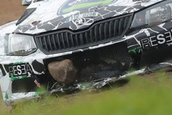 Jaromír Tarabus, Skoda Fabia R5, sasso incastrato nella presa d'aria durante le qualifiche