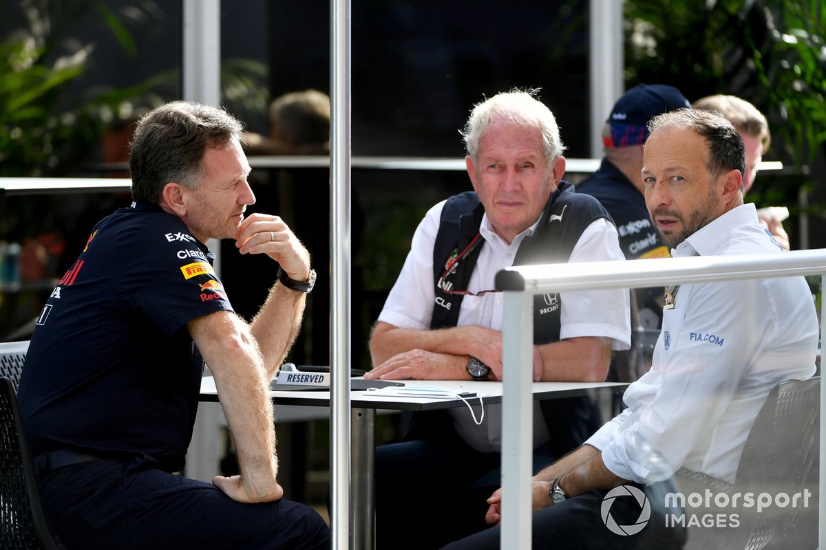 Christian Horner, Team Principal, Red Bull Racing, and Helmut Marko, Consultant, Red Bull Racing