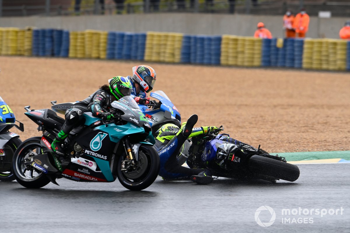 Crash de Valentino Rossi, Yamaha Factory Racing