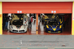 Ferrari FXX K in der Box