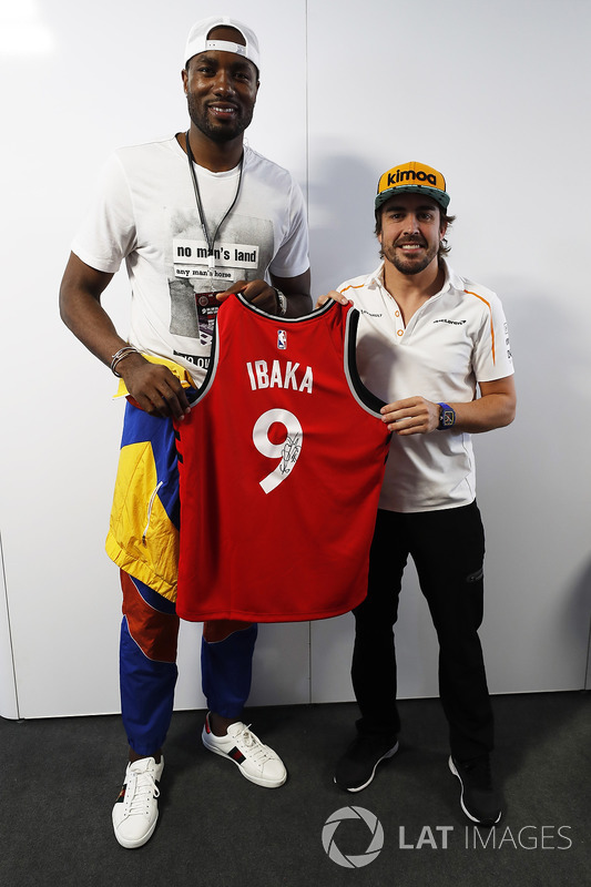 Серж Ібака, Фернандо Алонсо, McLaren