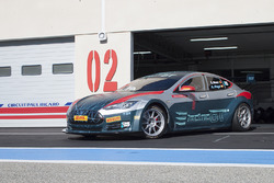 Tesla Model S P85+, тести