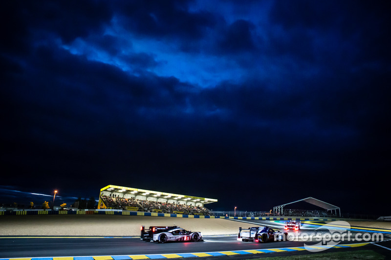 #41 Greaves Motorsport Ligier JSP2 Nissan: Memo Rojas, Julien Canal, Nathanael Berthon and #1 Porsche Team Porsche 919 Hybrid: Timo Bernhard, Mark Webber, Brendon Hartley