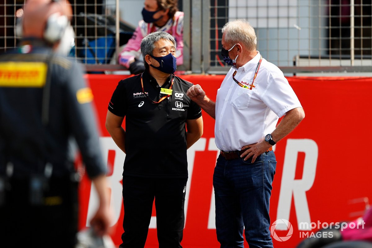 Masashi Yamamoto, General Manager, Honda Motorsport and Helmut Marko, Consultant, Red Bull Racing