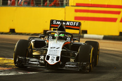 Nico Hulkenberg, Sahara Force India F1 VJM09 con la cubierta de la cabina Halo