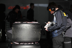 Pirelli teknisyeni