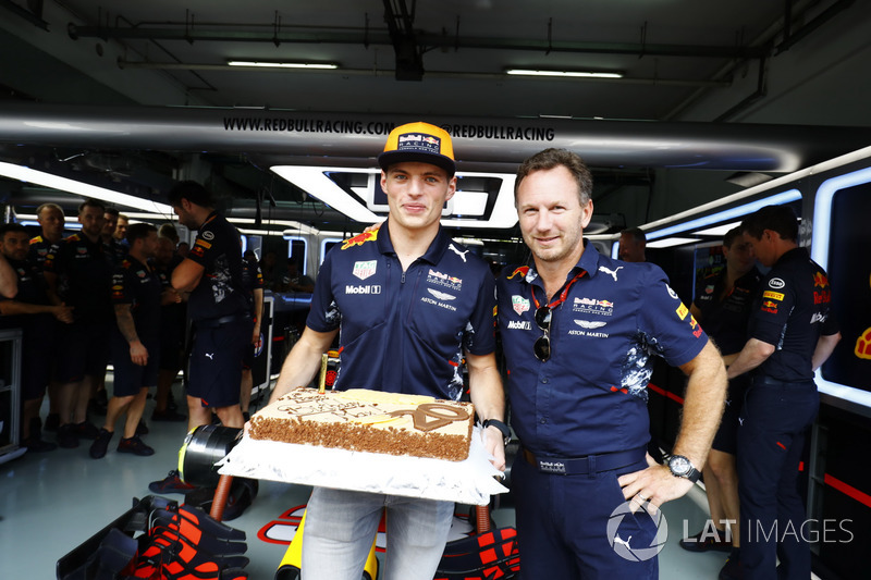 Max Verstappen, Red Bull, celebrates his 20th birthday, cake alongside Christian Horner, Team Princi