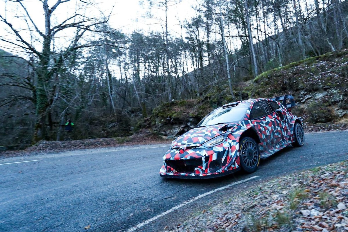 Себастьен Ожье, Бенжамен Веллас, Toyota Yaris Rally1