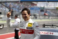 Володар поулу Роберт Вікенс, Mercedes-AMG Team HWA, Mercedes-AMG C63 DTM