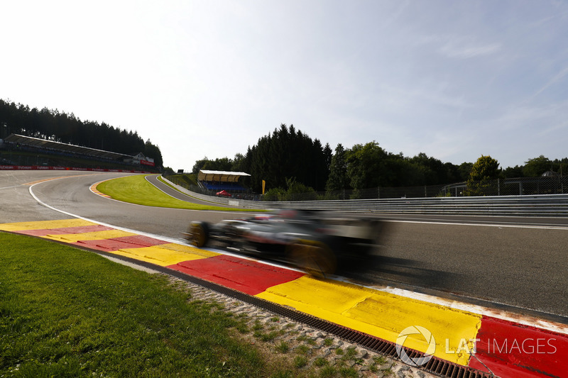 Romain Grosjean, Haas F1 Team VF-17