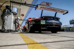 #92 Porsche Team Porsche 911 RSR: Michael Christensen, Kevin Estre