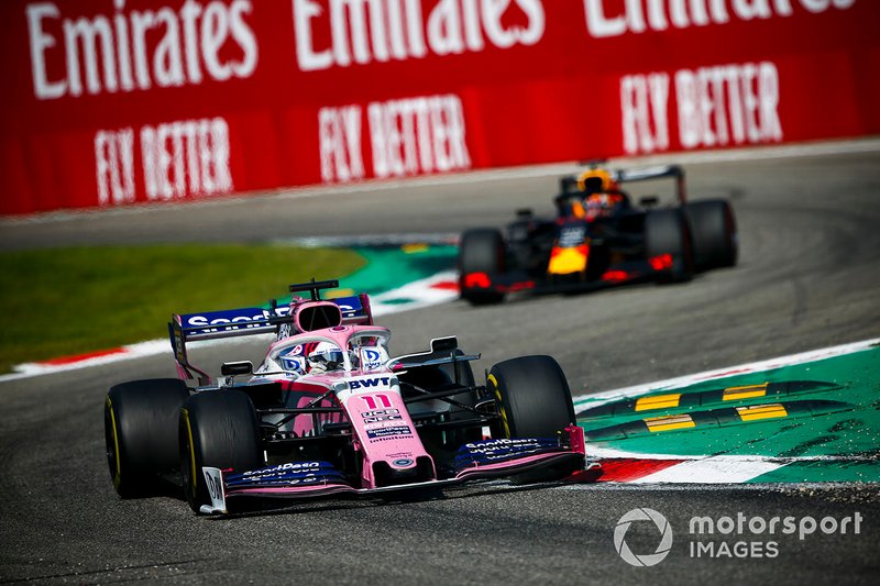 Sergio Perez, Racing Point RP19, Max Verstappen, Red Bull Racing RB15