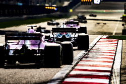 Ленс Стролл, Williams FW41 Mercedes, Серхіо Перес, Force India VJM11 Mercedes