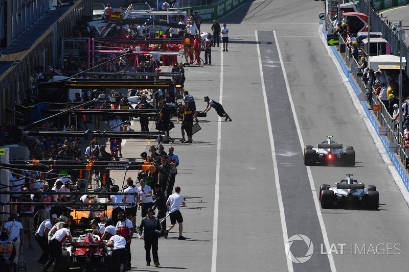 Aksi pitlane