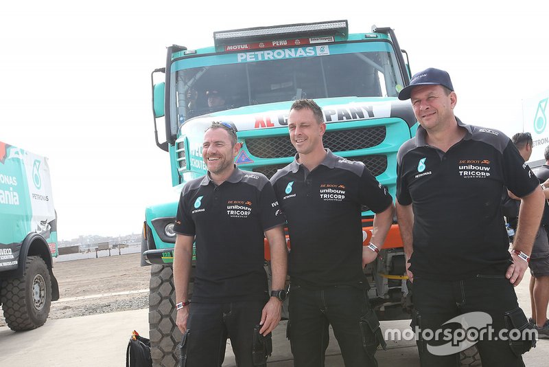 #508 Team De Rooy Iveco: Maurik van den Heuvel, Martijn van Rooij, Peter Kuijpers