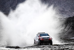 #304 Toyota Gazoo Racing Toyota Hilux: Жінель де Вільєр, Дірк фон Цітцевітц