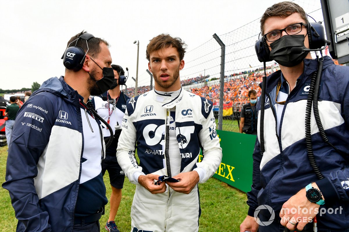 Pierre Gasly, AlphaTauri, di grid lain