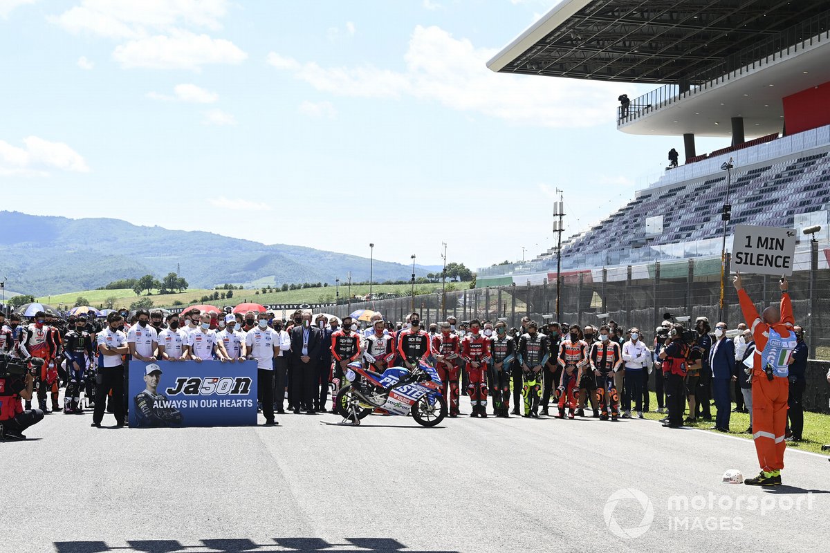 One minute silence untuk mengenang Jason Dupasquier