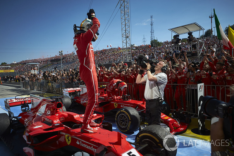 Ganador de la carrera Sebastian Vettel, Ferrari