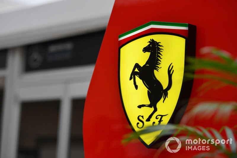 Ferrari logó