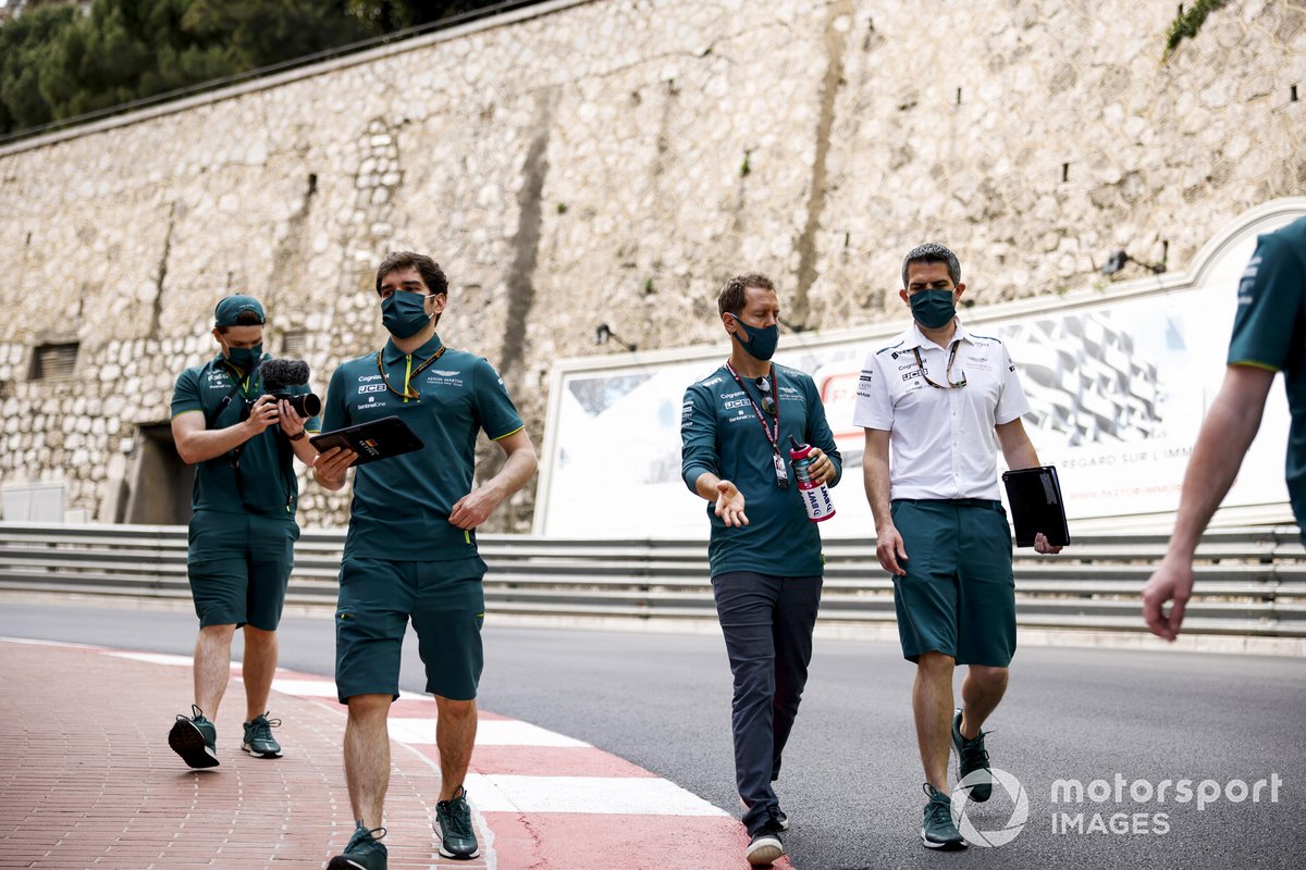 Sebastian Vettel, Aston Martin, walks the circuit with team mates