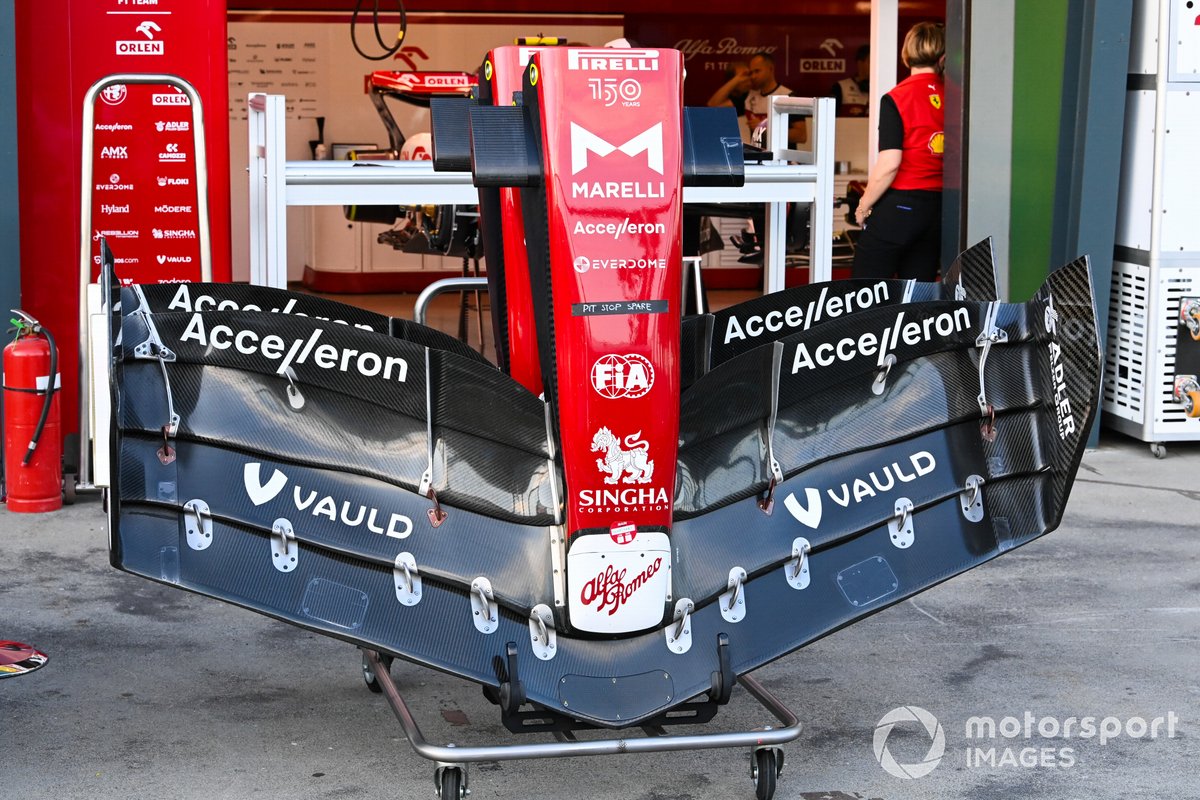 Detalle del alerón delantero del Alfa Romeo C42