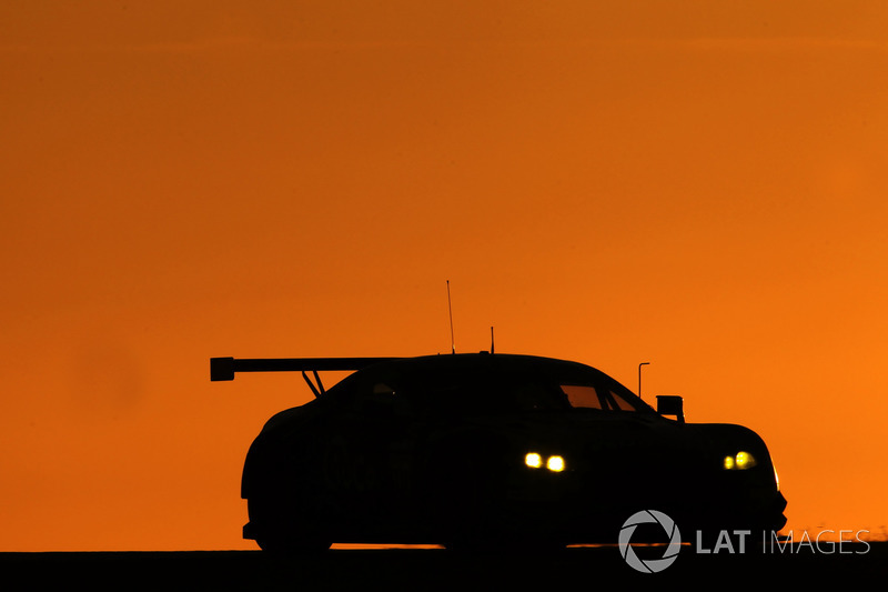 #90 TF Sport, Aston Martin V8 Vantage: Salih Yoluc, Euan Hankey, Nicki Thiim