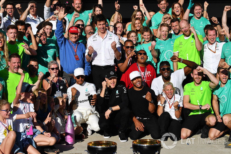 Mercedes celebra el campeonato de constructores de F1 2017