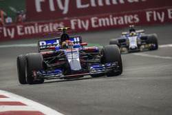 П'єр Гаслі, Scuderia Toro Rosso STR12