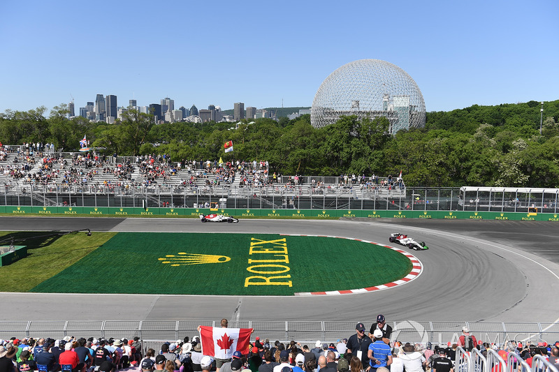 Marcus Ericsson, Sauber C37 e Charles Leclerc, Sauber C37