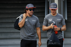 Fernando Alonso, McLaren and Stoffel Vandoorne, McLaren