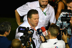 Zak Brown, McLaren Executive Director in gesprek met de media