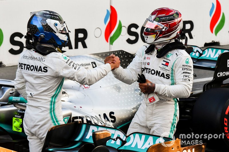 Поулсіттер Валттері Боттас і Льюіс Хемілтон, Mercedes AMG F1